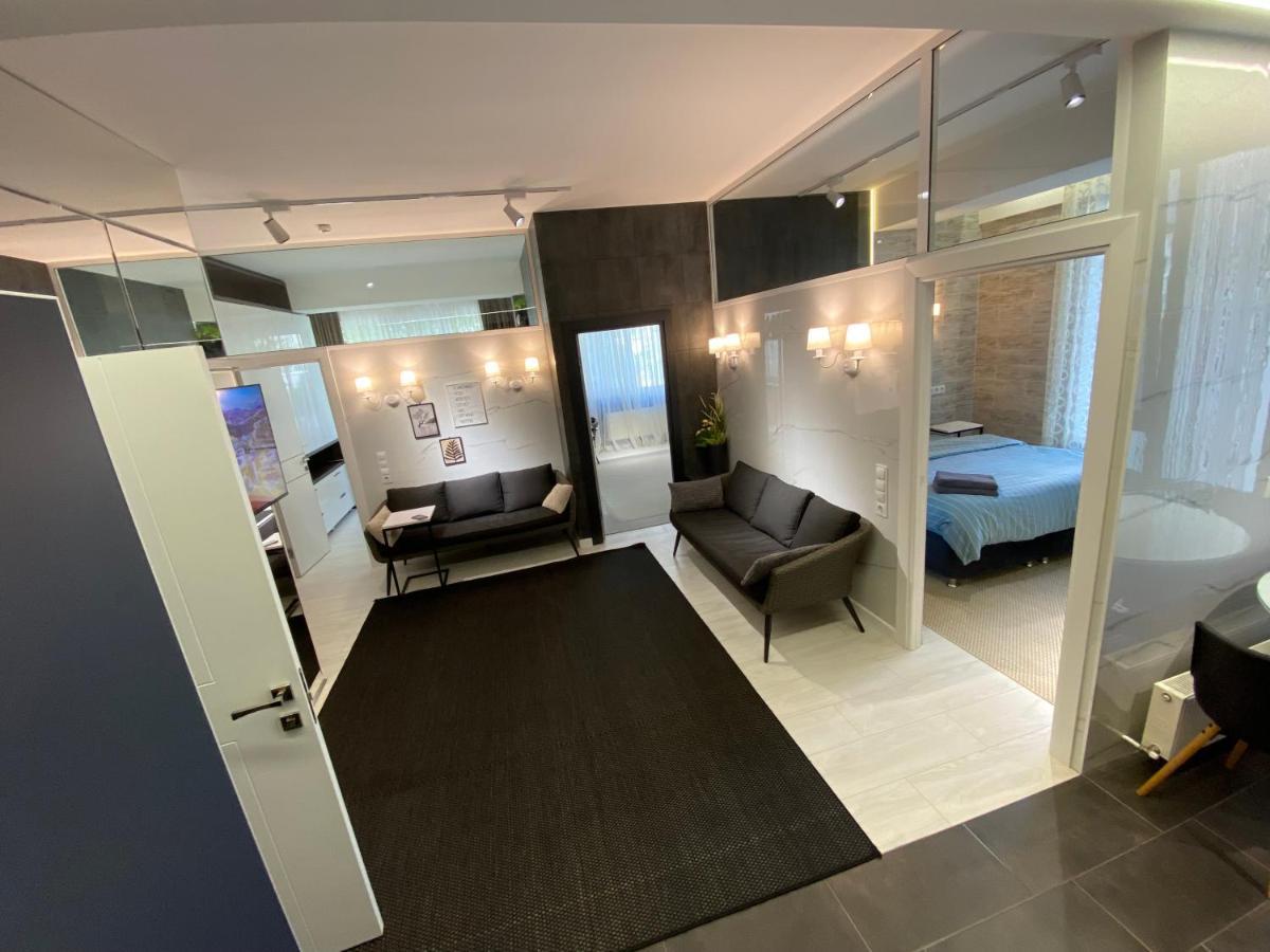 Rentnow Modern Business Apartment With 3 Bedrooms In Centre Chisináu Exterior foto
