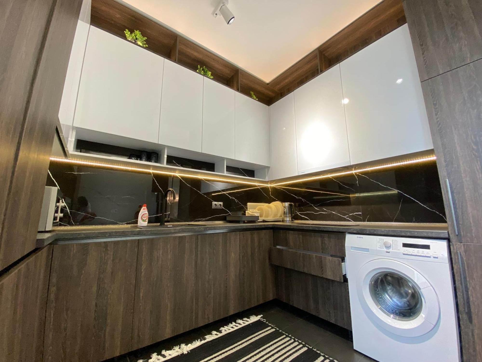 Rentnow Modern Business Apartment With 3 Bedrooms In Centre Chisináu Exterior foto