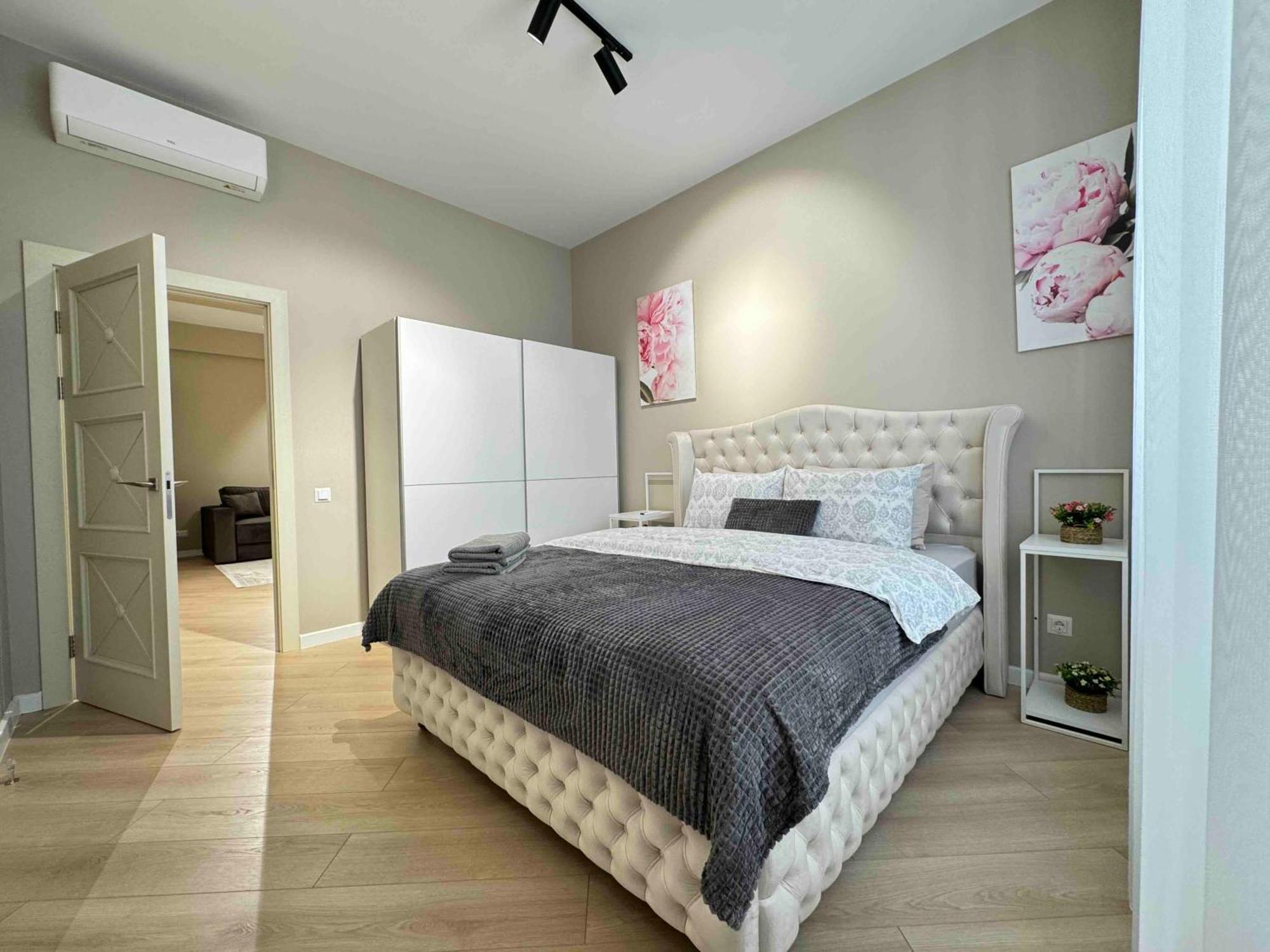 Rentnow Modern Business Apartment With 3 Bedrooms In Centre Chisináu Exterior foto