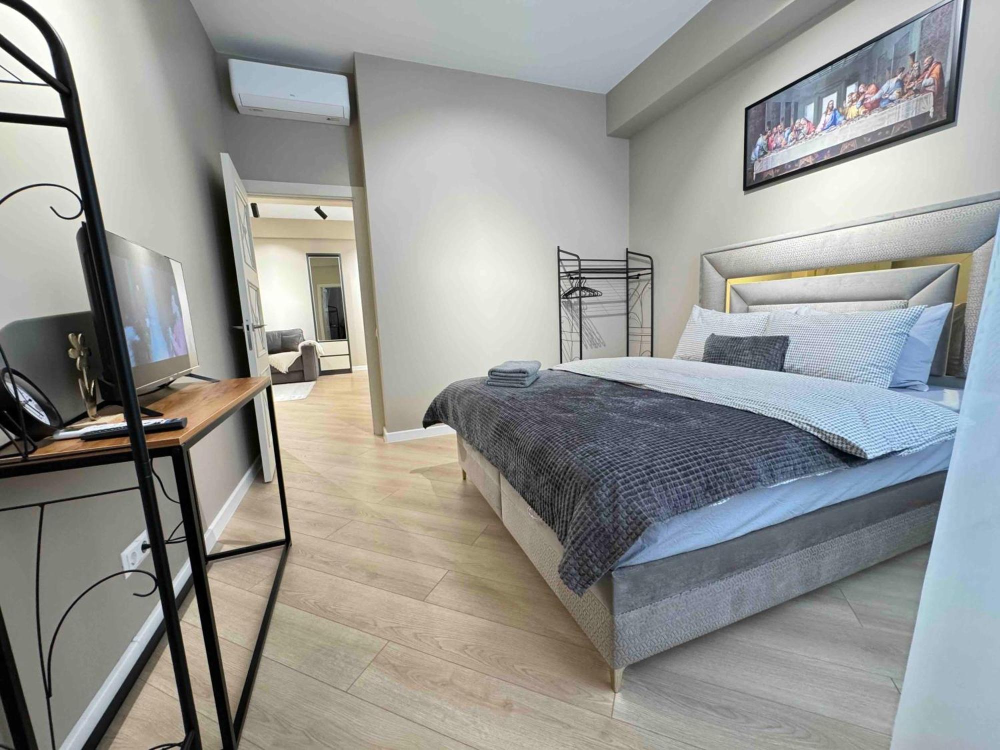 Rentnow Modern Business Apartment With 3 Bedrooms In Centre Chisináu Exterior foto
